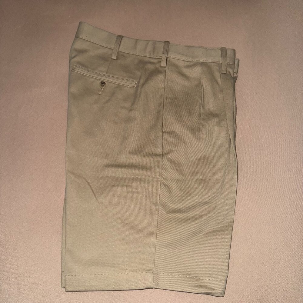 Land's End - Men's Shorts - Size 32 - Khaki